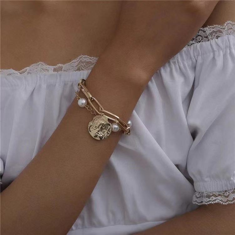 Statement Chain Glossy Bracelet Set